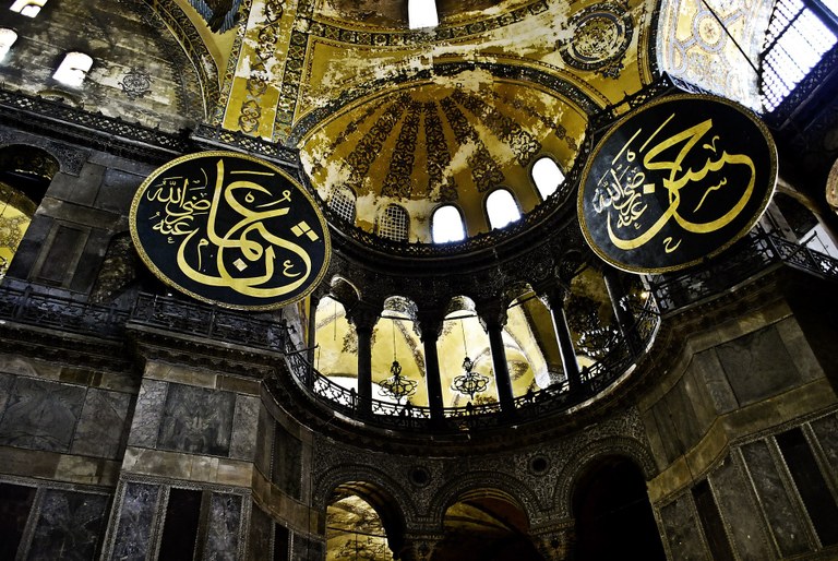 hagia-sofia-705689_1920.jpg